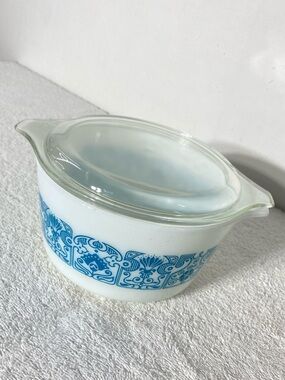 Vintage PYREX Horizon Blue Casserole Dish W Lid 1 Quart #473 Retro Cookware